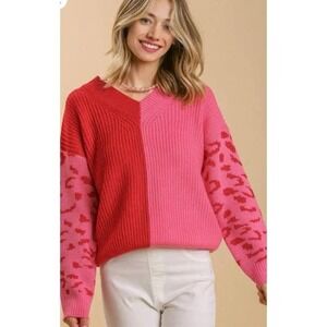 Red and Hotpink vneck animal print sleeve sweater size XL
